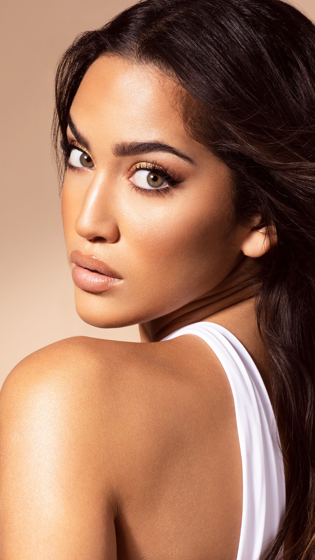 smalto-su-unghie-corte